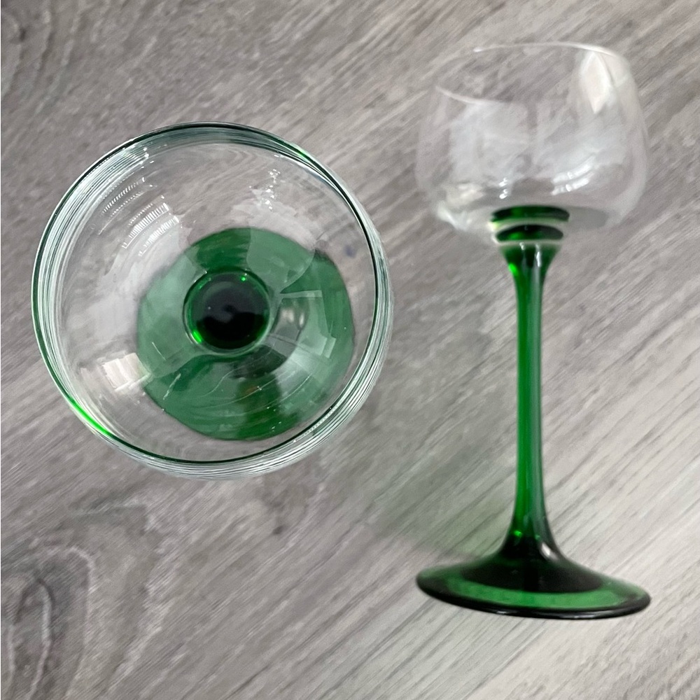 Vintage Set Elegant Green Stem Wine Glass